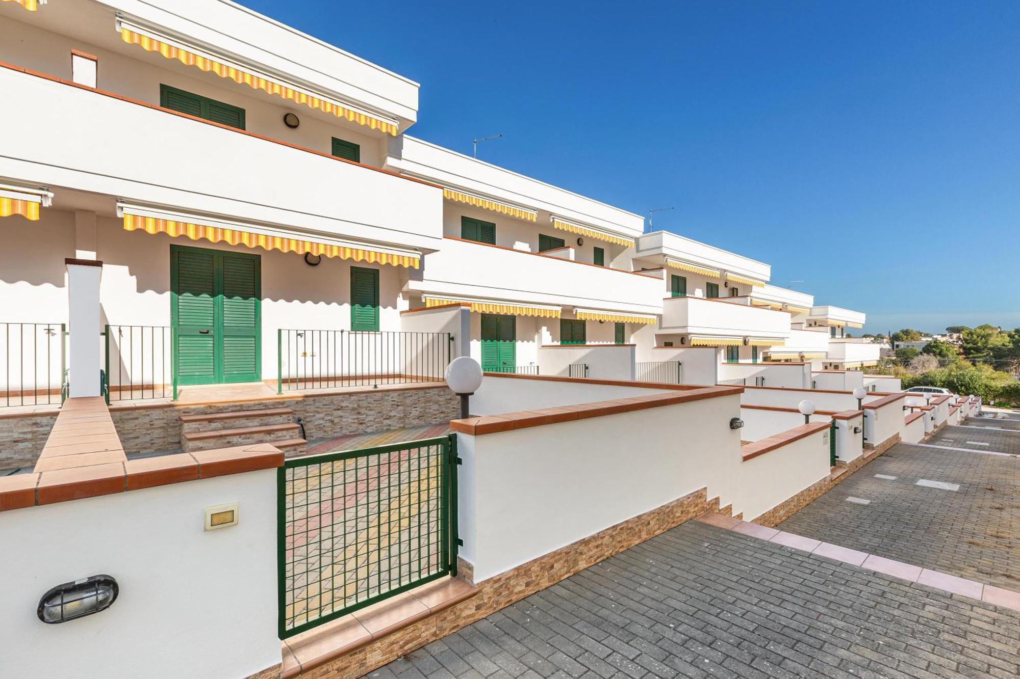 Blusea Beach Apartments San Pietro in Bevagna Exterior foto